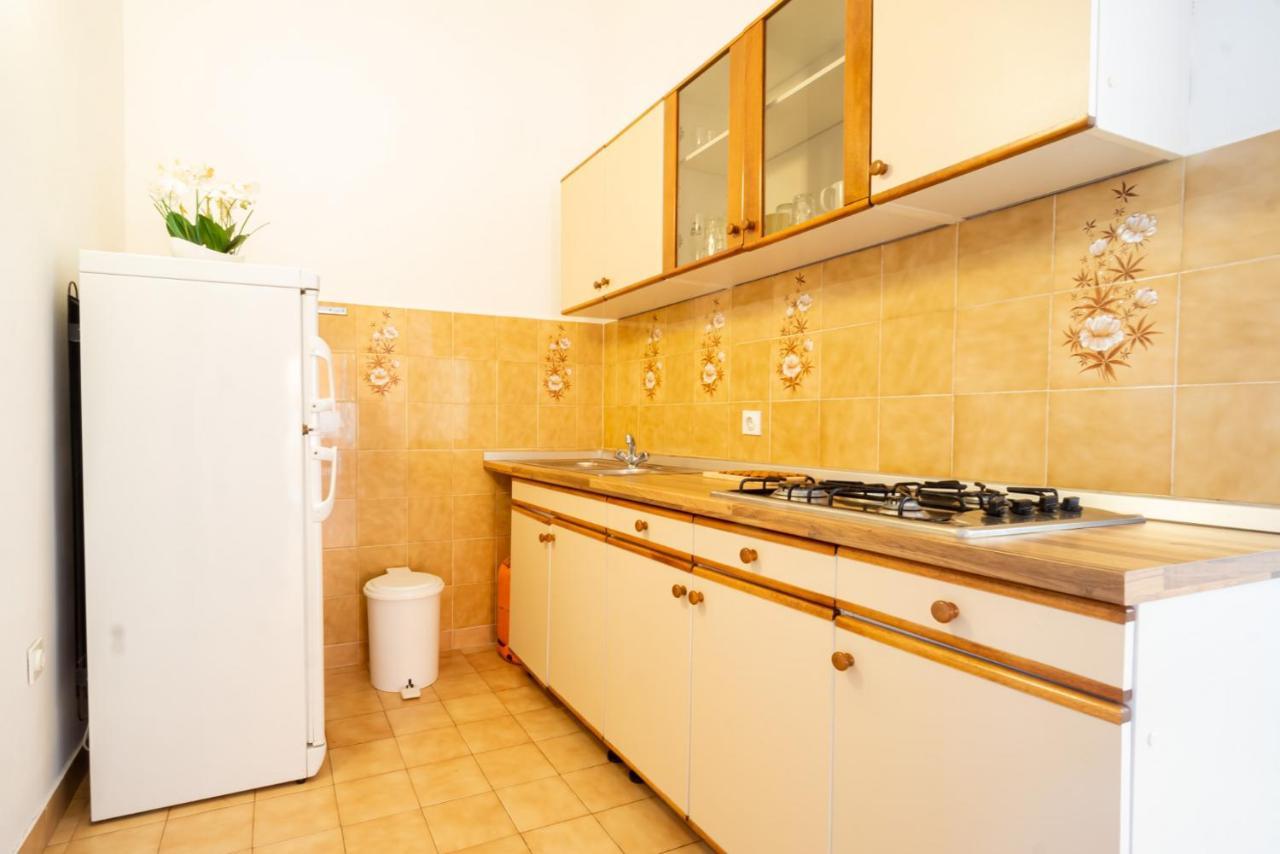 Apartamento Jasko I Jelica Beautiful View Metajna Exterior foto