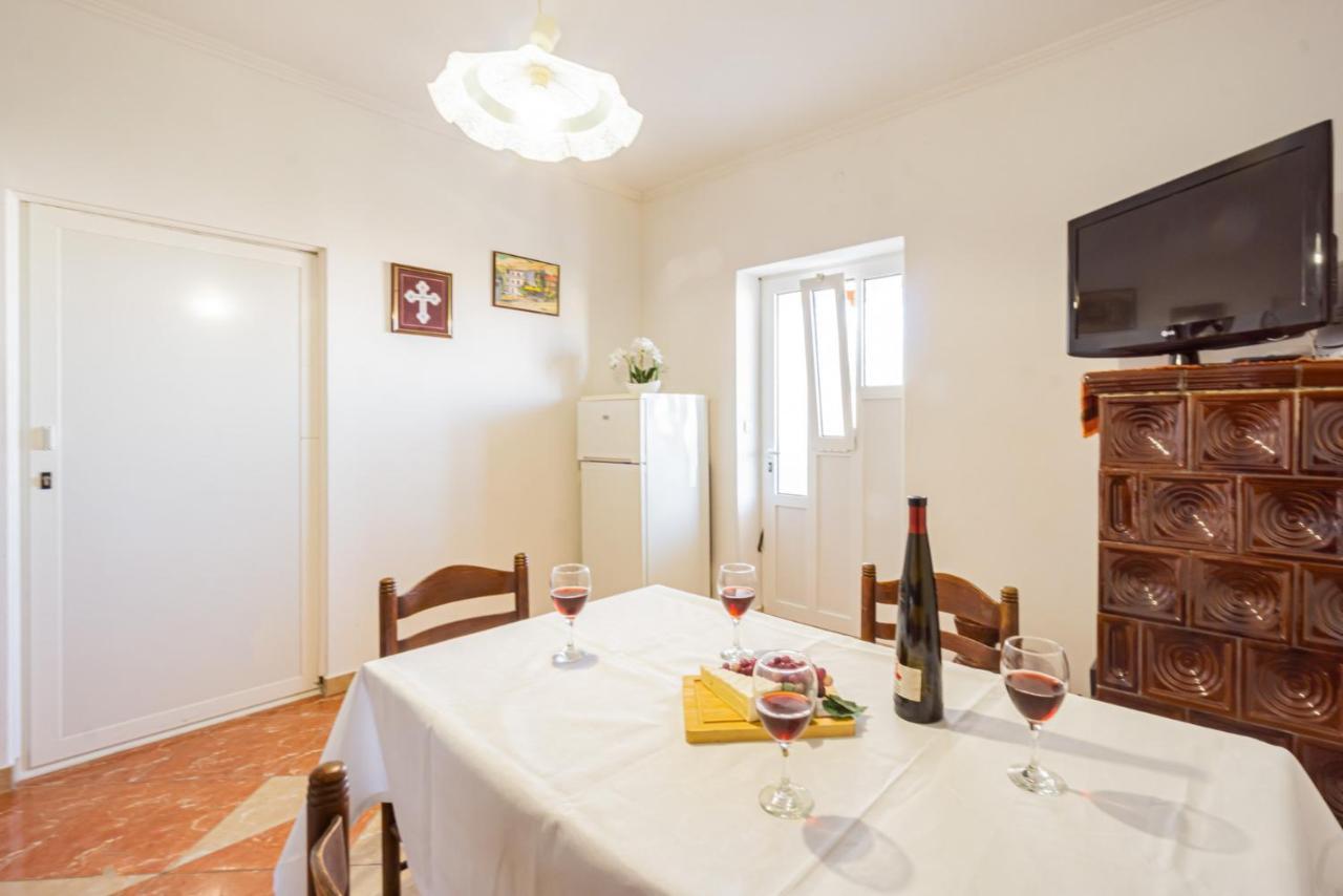 Apartamento Jasko I Jelica Beautiful View Metajna Exterior foto